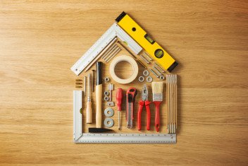 Renovaties, Verbouwingen, Aluminium ramen, Aluminium deuren, Maatkasten, Pvc ramen, Pvc deuren, Houten deuren in Kuurne, West-Vlaanderen